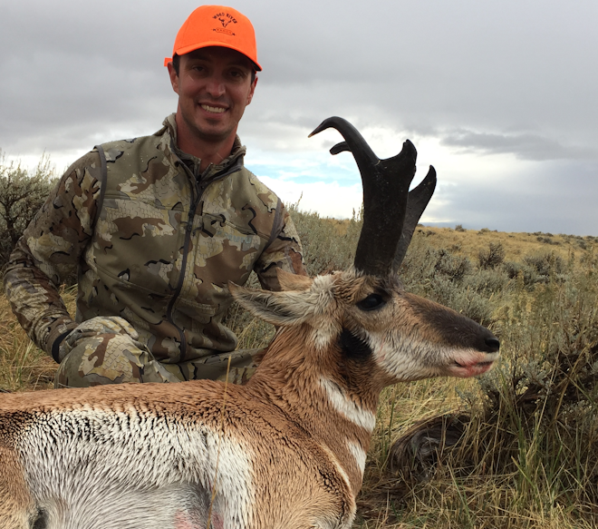 Wyoming Antelope Buck Hunts